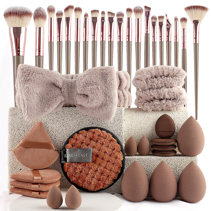 40-Piece Beauty Kit with Brush - Beauty Makeup Kit For Girls review and price